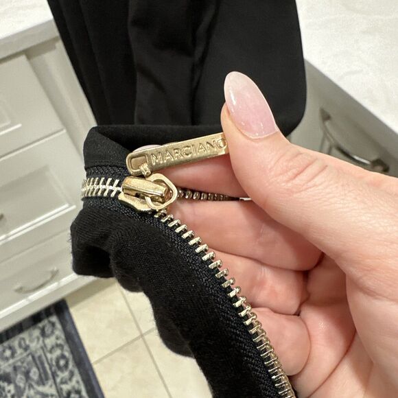 Marciano by Guess Sleeveless Top Size Small Black  Zipper Side High Low - Picture 4 of 7